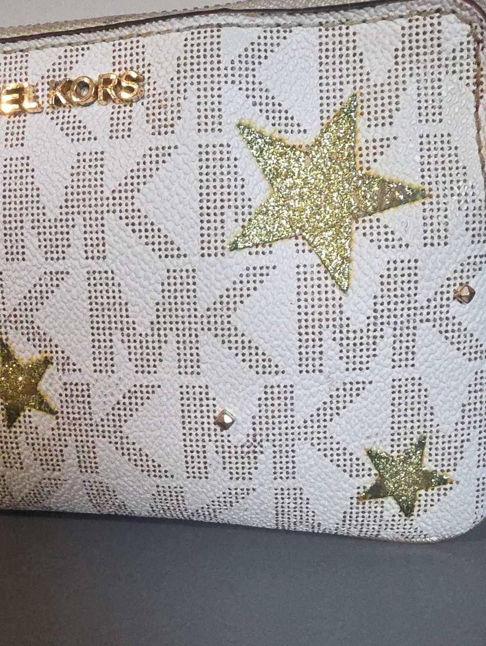 MICHAEL MICHAEL KORS Rocket And Stars Corner Zip Wristlet - Picture 4 of 11